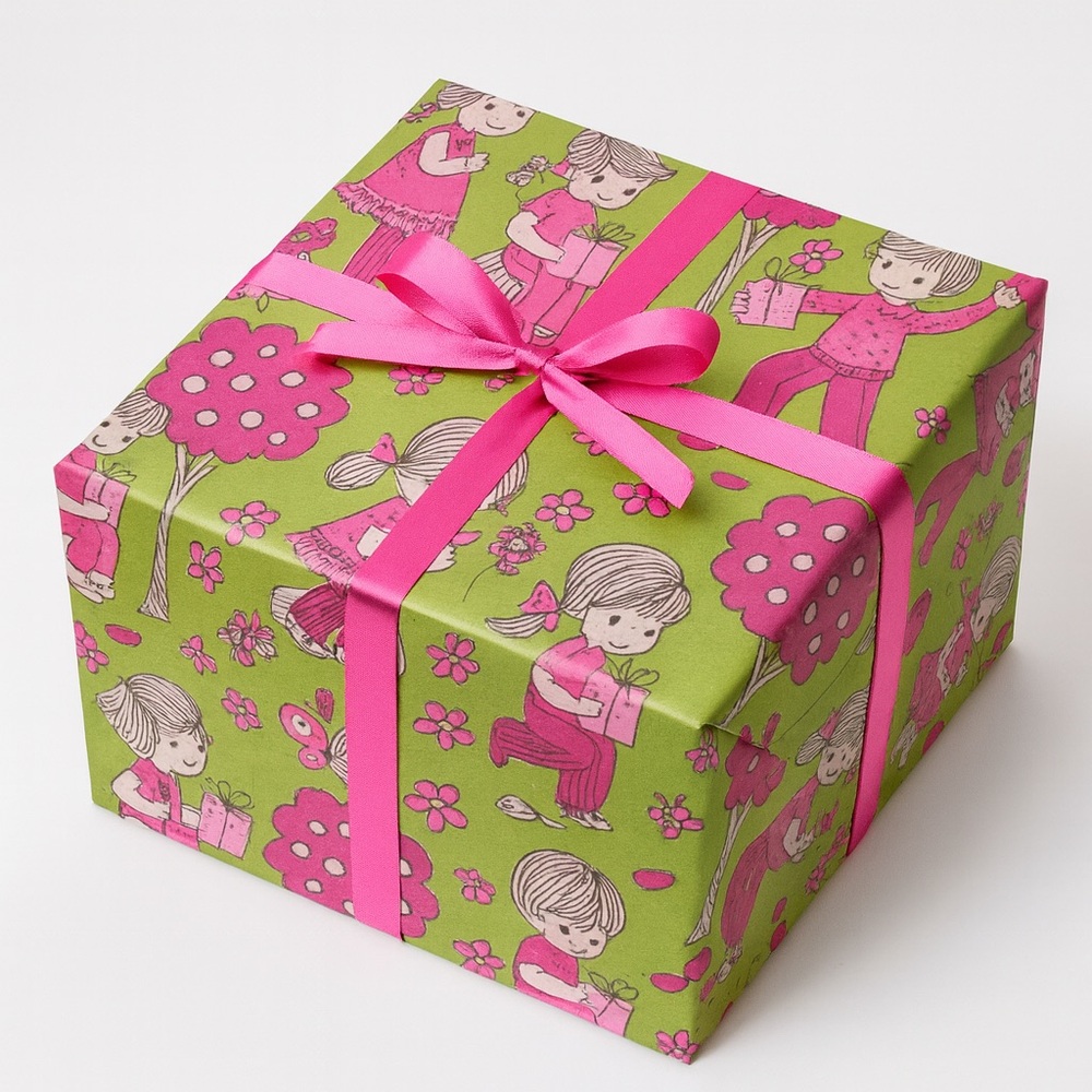 New Vintage 80s Wrapping Paper Pink and Green Kids